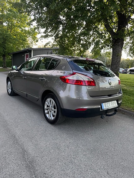 Renault Megane 3 of 6