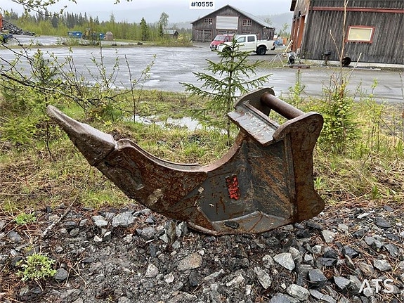 SMP Tjälkrok / Rivare S60 fäste (17,000:- ex moms)