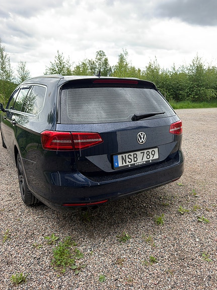 Volkswagen Passat 4 of 5