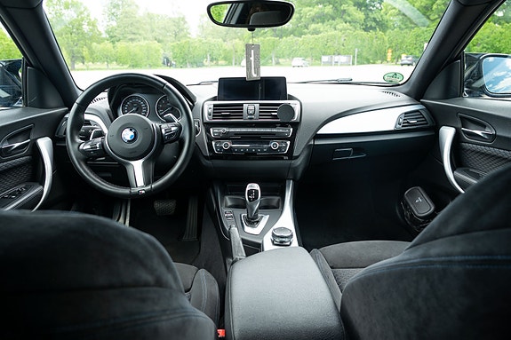 BMW M235i 15 of 19