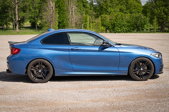 BMW M235i 6 of 19
