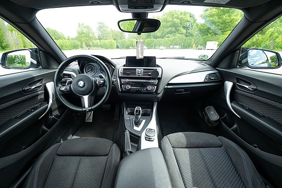 BMW M235i 13 of 19