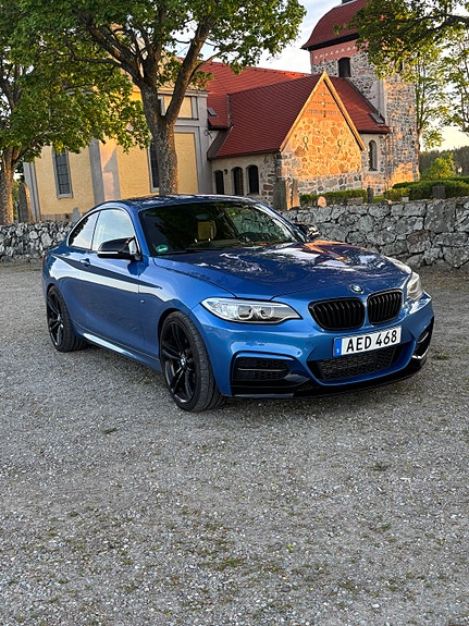 BMW M235i 12 of 19
