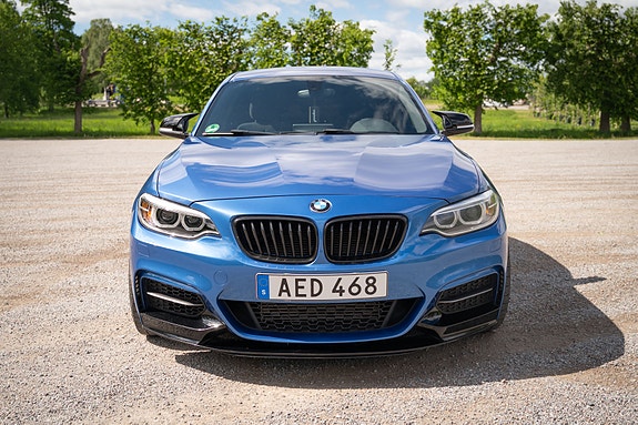 BMW M235i 4 of 19