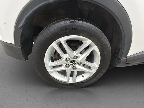Toyota C-HR 29 of 30
