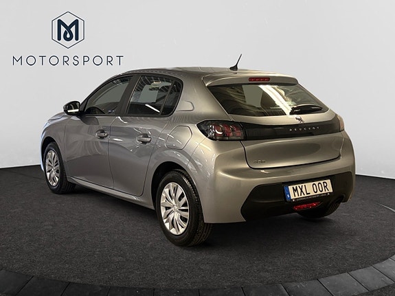 Peugeot 208 5 of 5