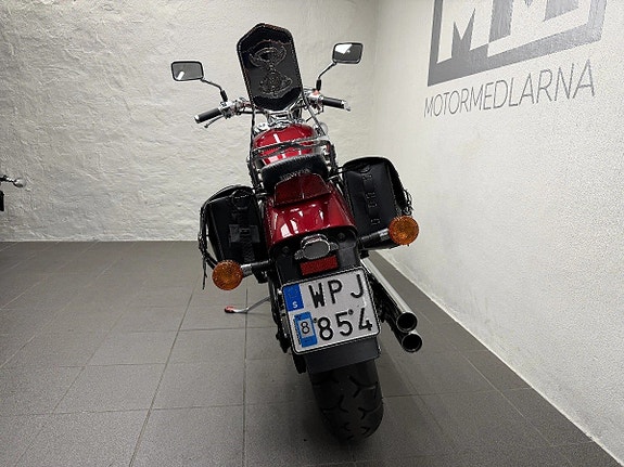 Honda VT 600 C Shadow 11 of 13