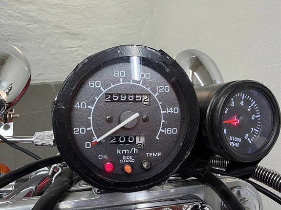 Honda VT 600 C Shadow 8 of 13