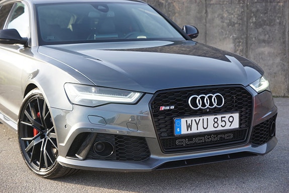 Audi RS6 3 of 5