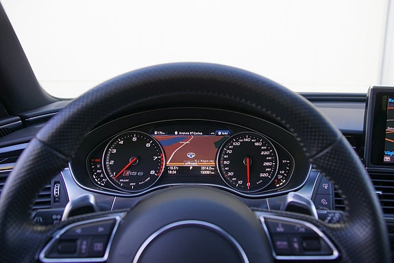 Audi RS6 26 of 30