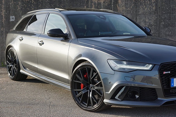 Audi RS6 2 of 5