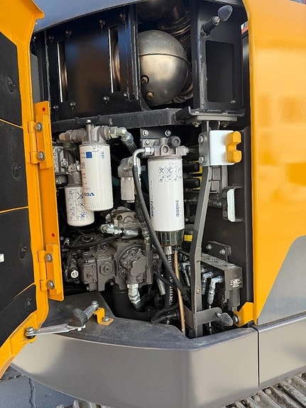 Volvo ECR 145 EL 21 of 23