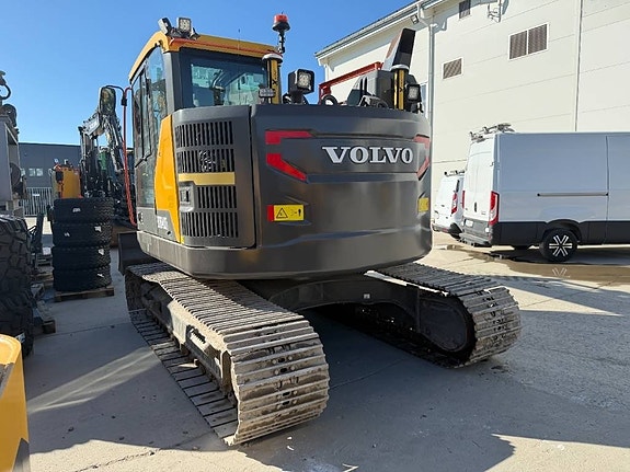 Volvo ECR 145 EL 12 of 23