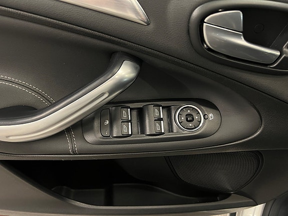 Ford S-MAX 12 of 15