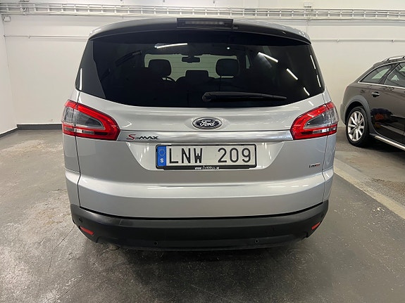 Ford S-MAX 4 of 5