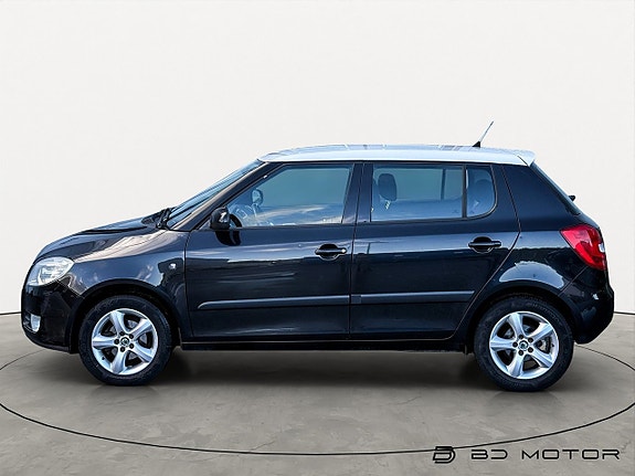 Skoda Fabia 2 of 5