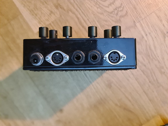 Product image 6 of 7