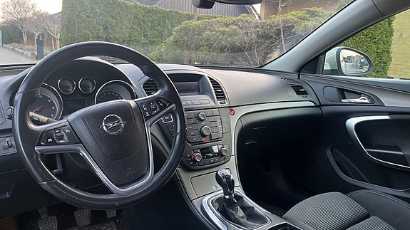 Opel Insignia 3 of 18
