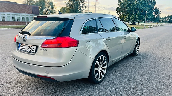 Opel Insignia 4 of 18
