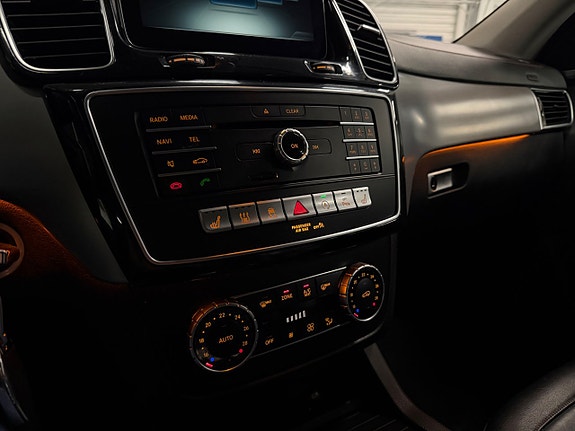 Mercedes-Benz GLE350 d 22 of 22