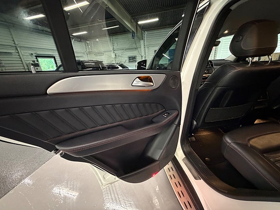 Mercedes-Benz GLE350 d 11 of 22