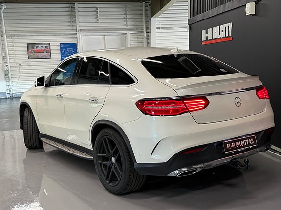 Mercedes-Benz GLE350 d 9 of 22