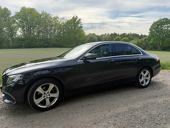 Mercedes-Benz E220 d 5 of 5