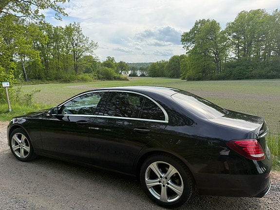 Mercedes-Benz E220 d 3 of 5