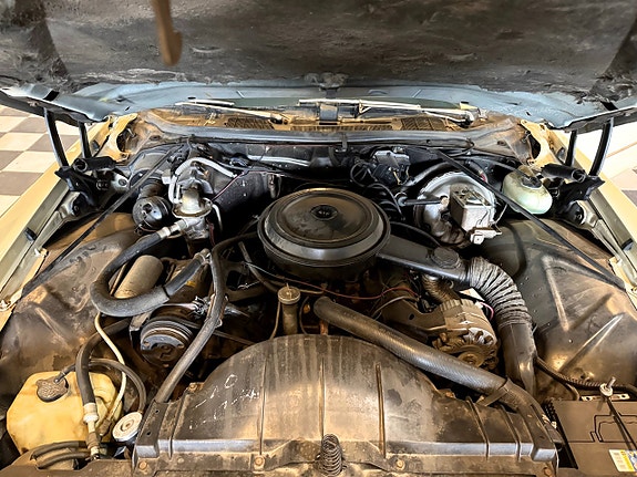 Pontiac LeMans 24 of 25
