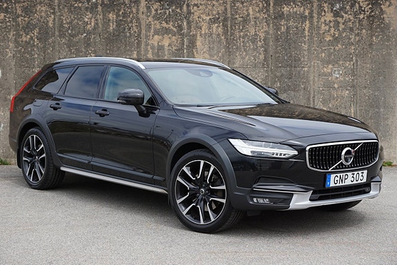 Volvo V90 Cross Country