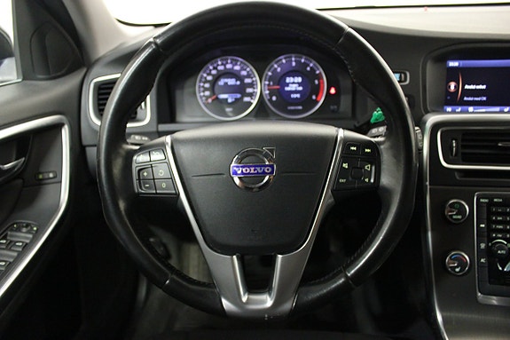 Volvo V60 13 of 20