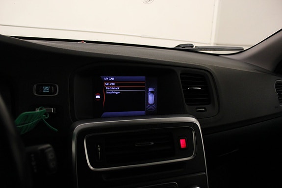Volvo V60 17 of 20