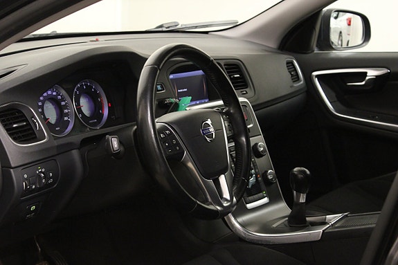 Volvo V60 9 of 20