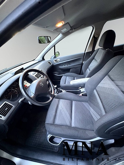 Peugeot 307 7 of 9