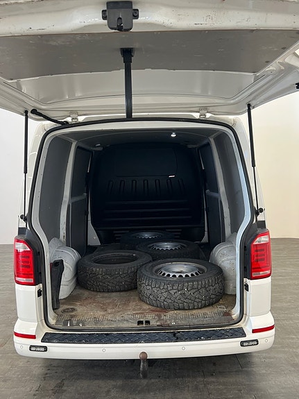 Volkswagen Transporter 13 of 14