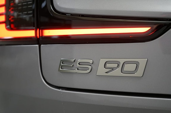 Volvo ES90 14 of 18