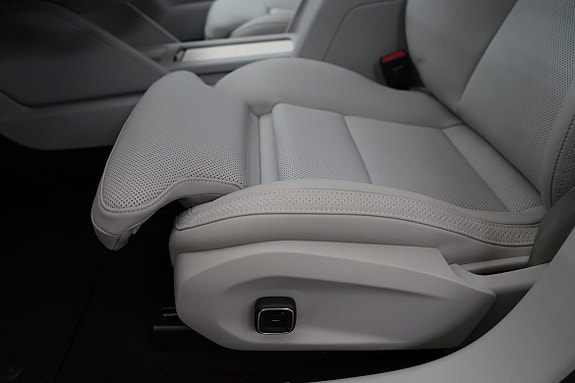 Volvo ES90 10 of 18