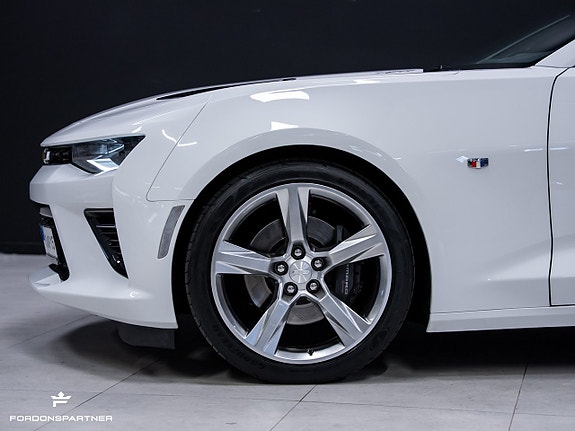 Chevrolet Camaro SS 5 of 5