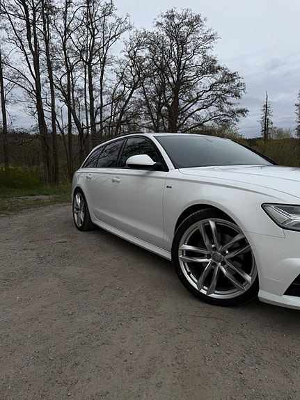 Audi A6 3 of 7