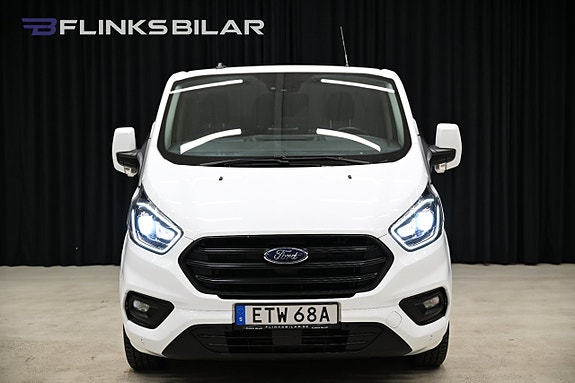 Ford Transit Custom 8 of 27