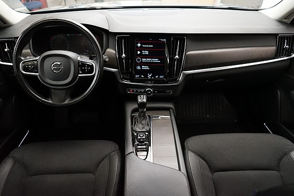 Volvo V90 Cross Country 5 of 5