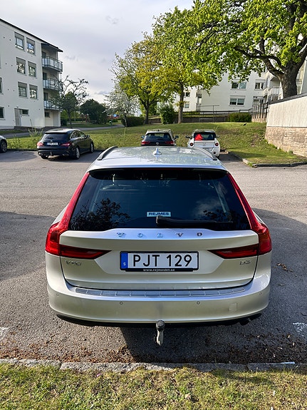 Volvo V90 4 of 5