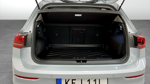 Volkswagen Golf VIII 13 of 14