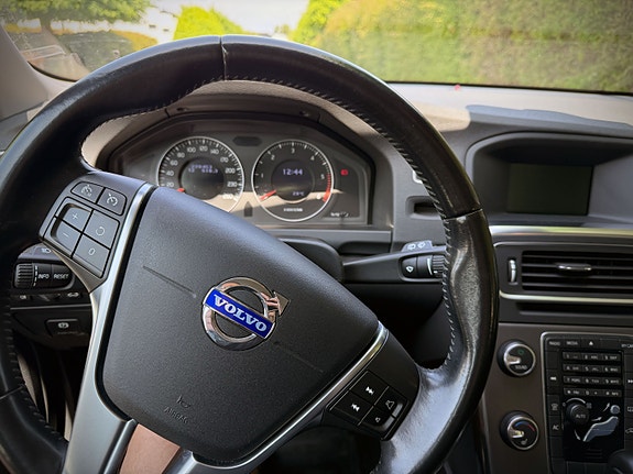 Volvo V60 5 of 8