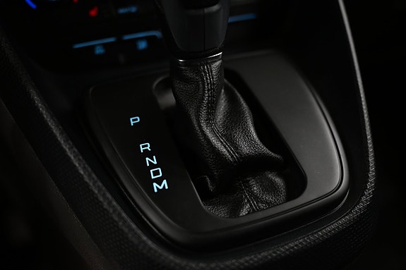 Ford Transit Connect 20 of 26