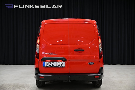 Ford Transit Connect 9 of 26
