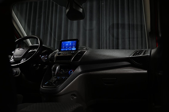 Ford Transit Connect 25 of 26
