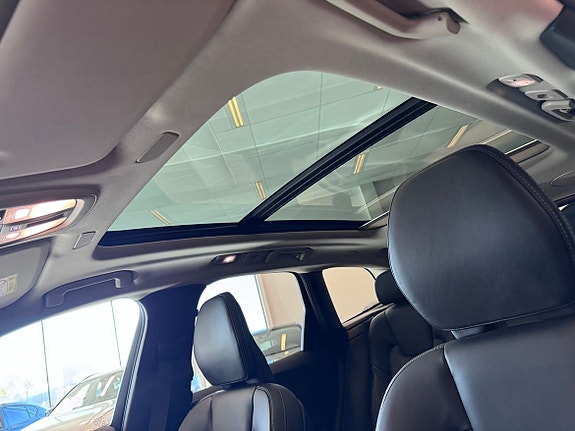 Volvo XC60 10 of 11