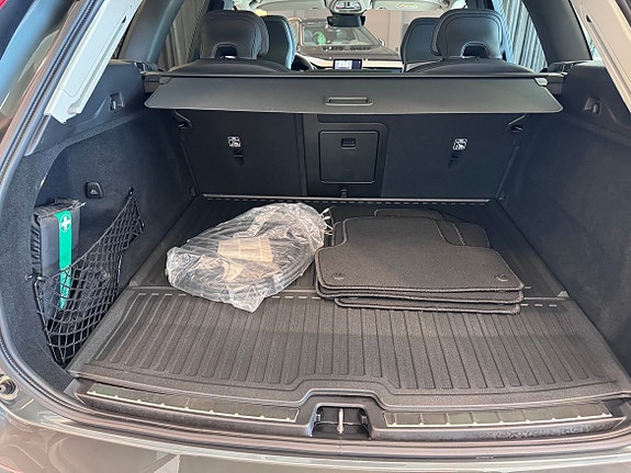 Volvo XC60 5 of 5