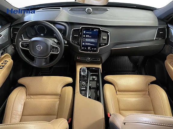 Volvo XC90 12 of 20